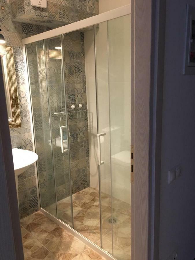 Mediterranean Sandy Beach Apartment Толон Экстерьер фото
